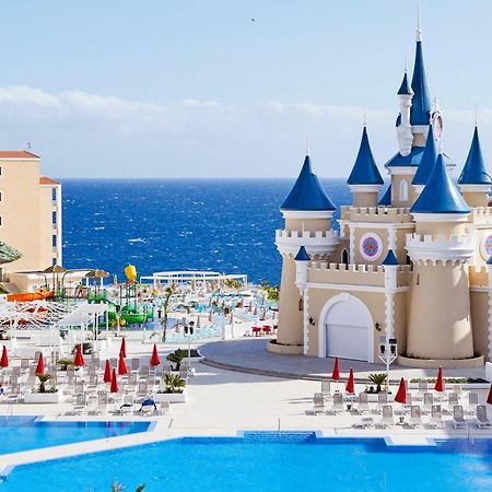 Bahia Principe Fantasia Tenerife San Miguel de Abona Exterior foto The Land of Legends Theme Park