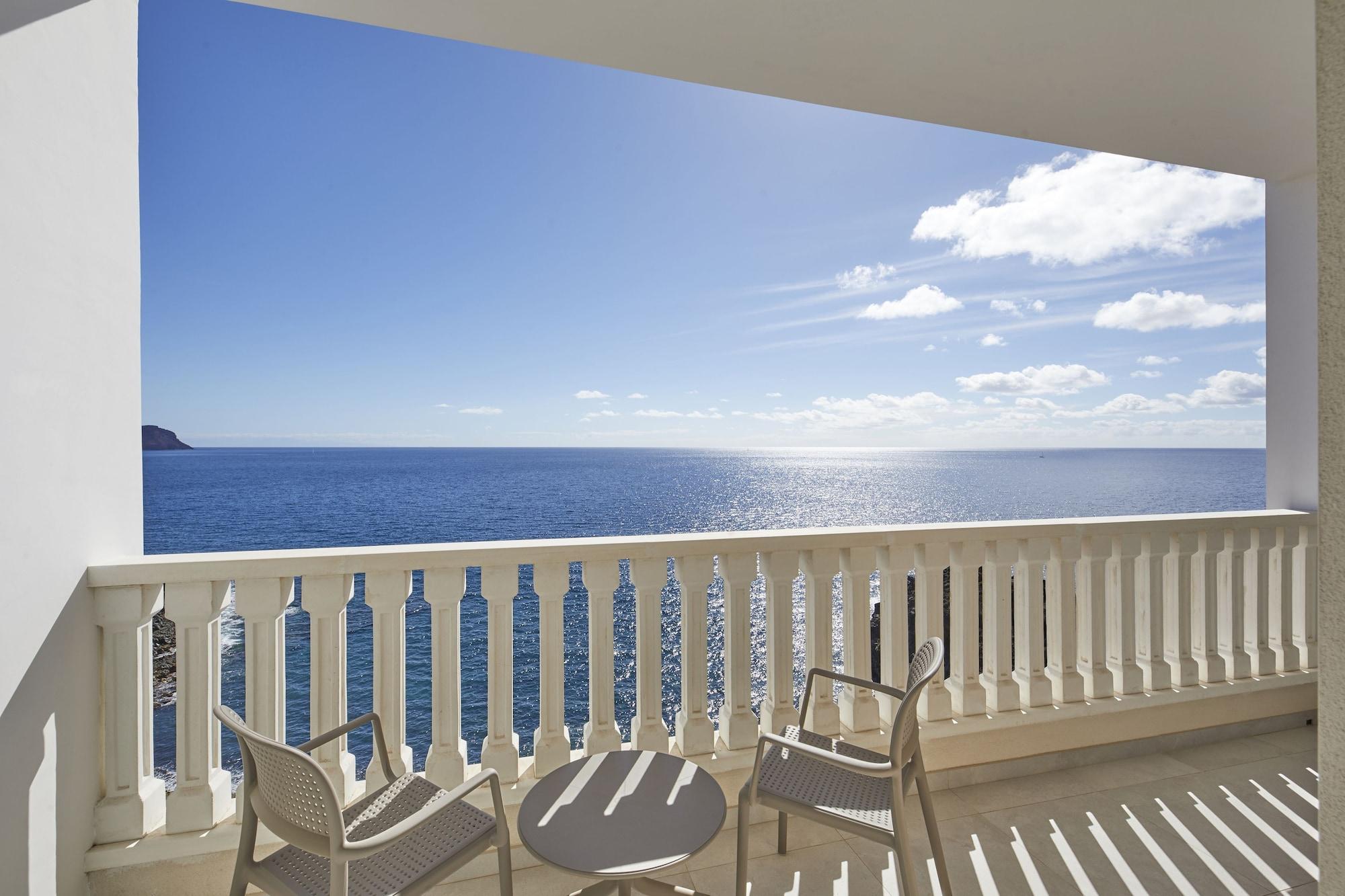 Bahia Principe Fantasia Tenerife San Miguel de Abona Exterior foto View from a balcony